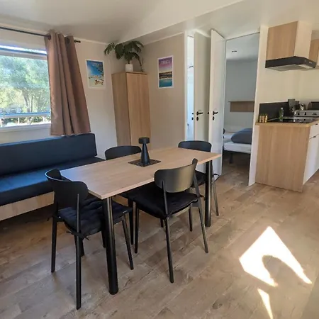 Camping Mobilhome Bord De Les Chenes Porto-Vecchio (Corsica)